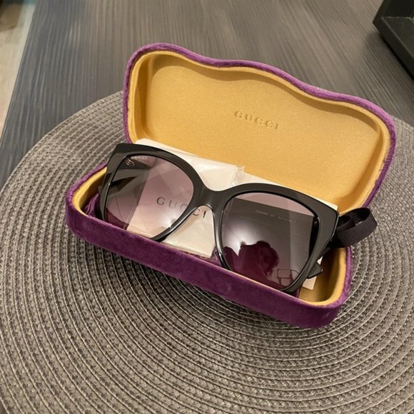 Gucci Lunettes de soleil main image 6
